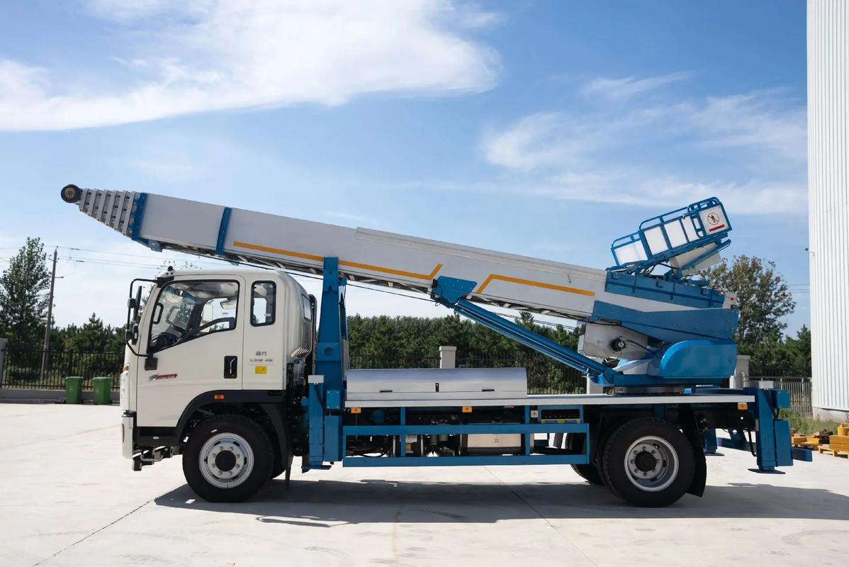 汇川云梯上料车租赁费用