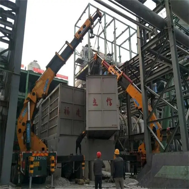 汇川折臂吊车租赁电话