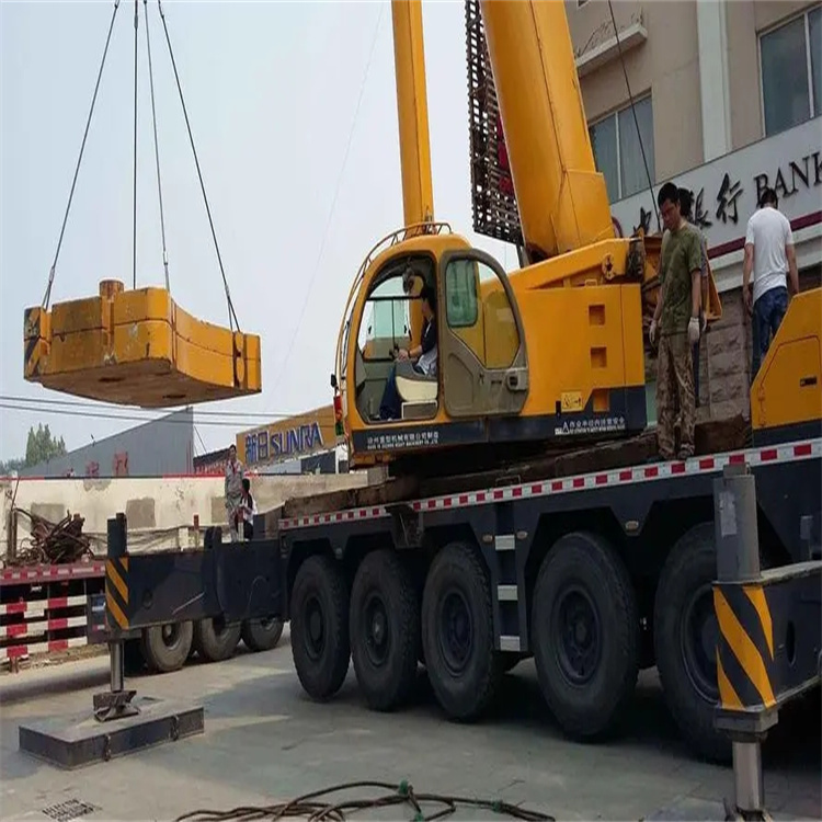 汇川当地吊车出租|机器吊装|75吨|工厂搬迁服务